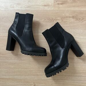 Stuart Weitzman boots